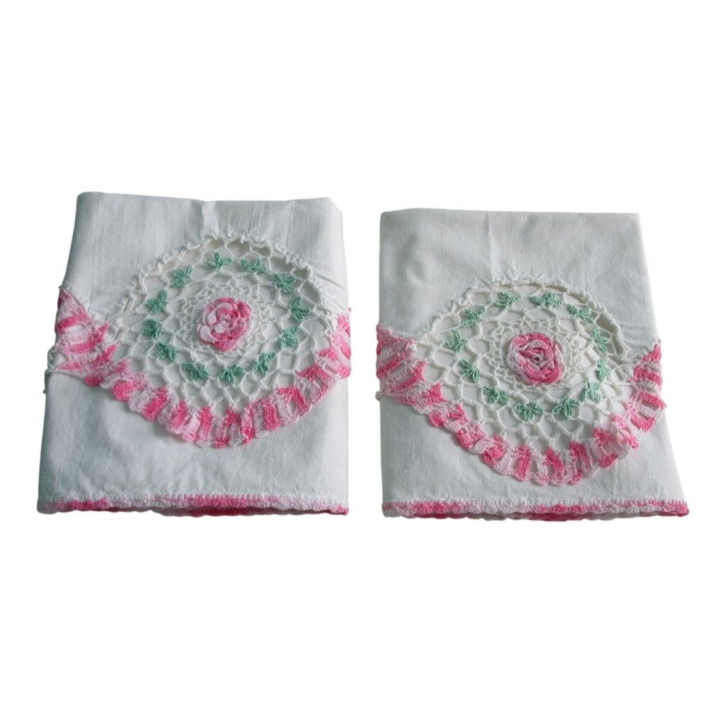 Vintage Handcrafted Crochet Scallop Rose Design Pillowcases Two GUC Discolored